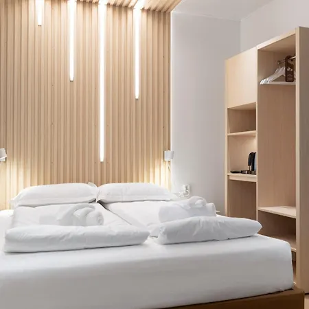 Polar Nook Hotel